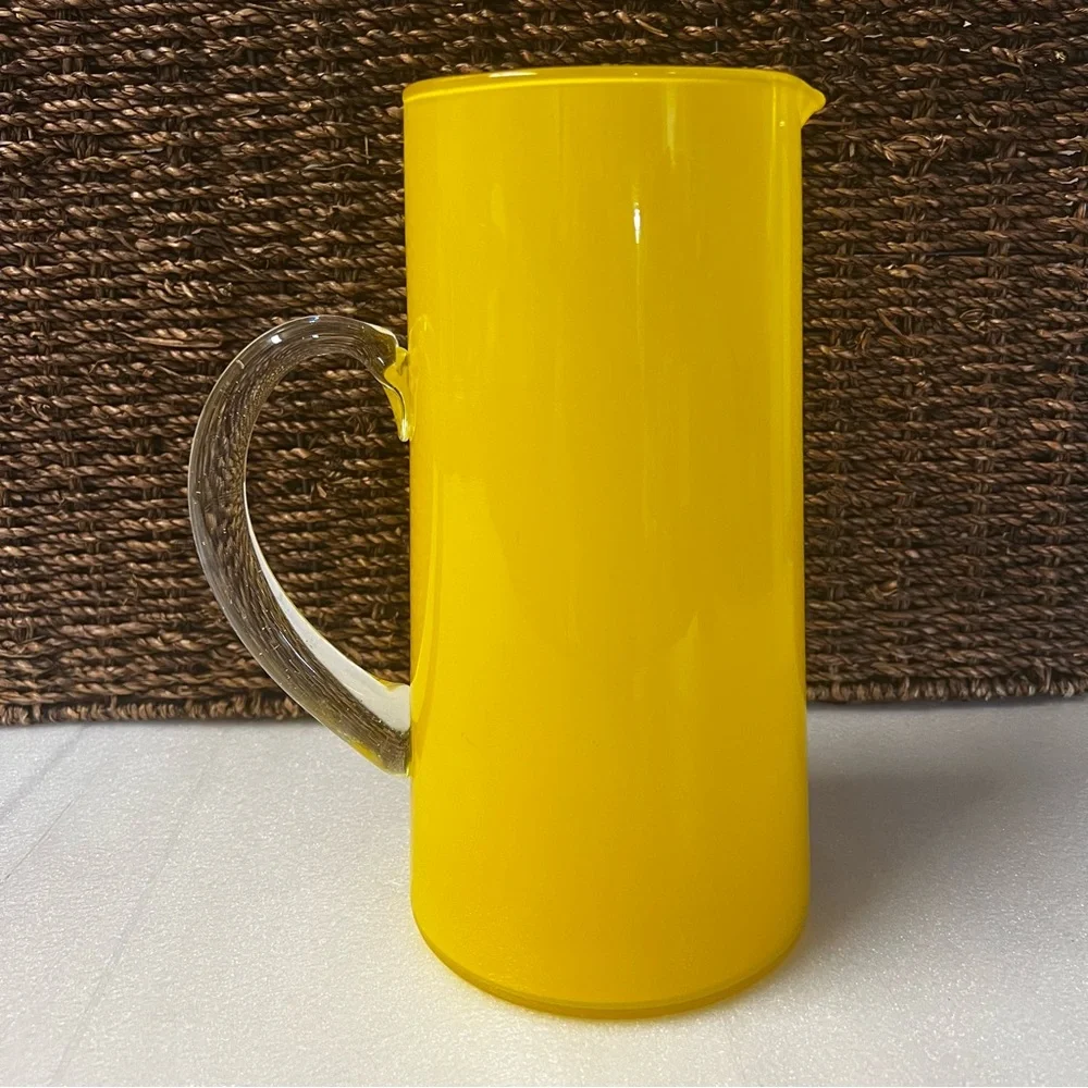 Vintage MCM Yellow Glass Beverage Pitcher With Clear Applied Handle - Picture 3 of 14